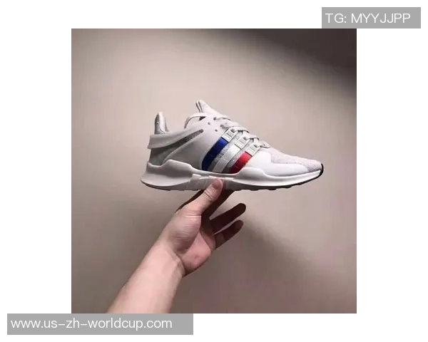 如何辨别阿迪达斯足球鞋的真伪技巧与方法详解 如何辨别阿迪达斯足球鞋的真伪技巧与方法详解